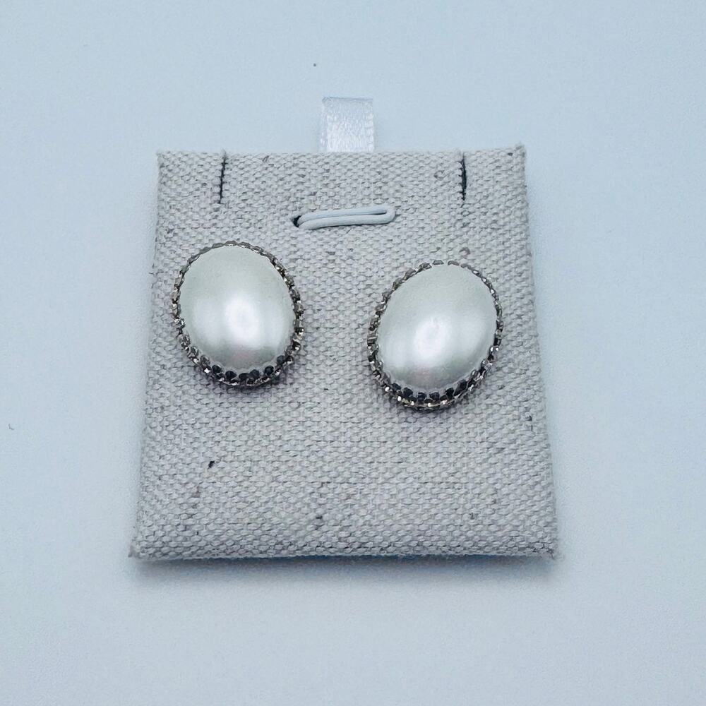 RARE Vintage Coro Magic Clip Blister Pearl Earrings, Magnetic Earrings